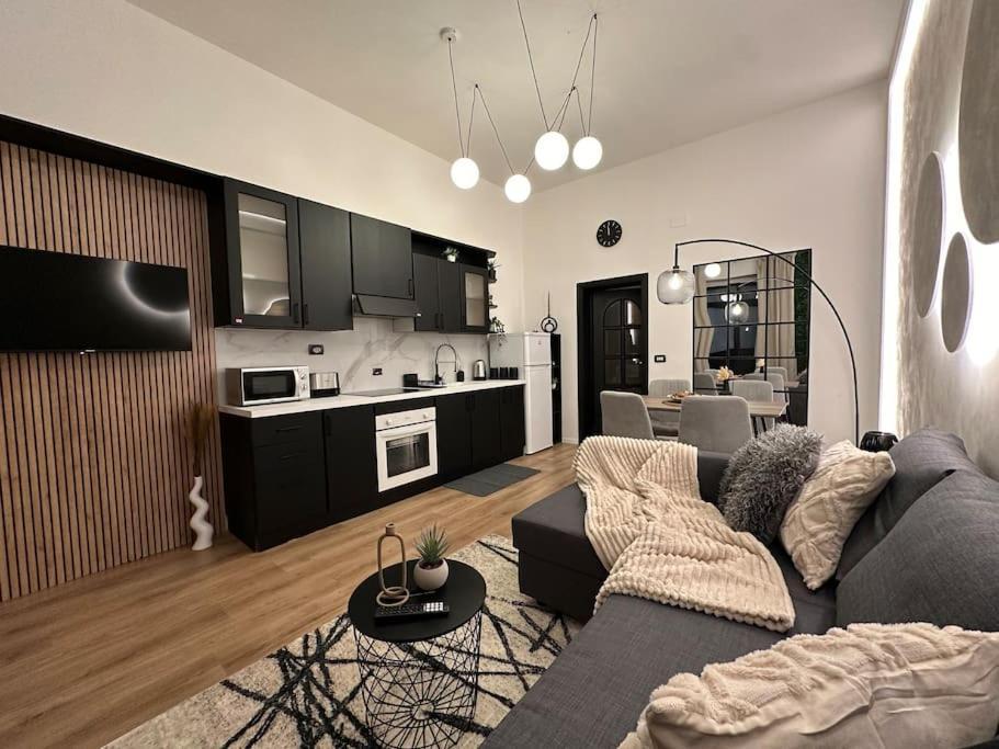 La Casa Di Marlu - Gorgeous Flat In Catania Centre Apartment ภายนอก รูปภาพ